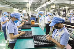 Algunas de las industrias de procesamiento y manufactura de Hanoi registran un índice bastante alto en comparación con 2023, de los cuales la producción de maquinaria y equipo aumentó un 27,4%. Foto: hanoi.gov.vn