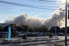 Explosión tras el terremoto en el centro comercial Aeon Mall en la prefectura de Kumamoto, Japón, el 28 de julio de 2026. Foto: Kyodo/VNA