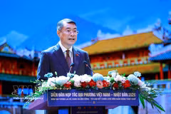 El primer ministro de Vietnam, Le Minh Hung, habla en el Foro de Cooperación Local Vietnam-Japón 2026 (Foto: VNA)