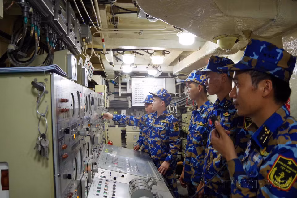 Los soldados de la Región 2 de la Armada están listos para luchar en todas las situaciones. (Foto: VNA)