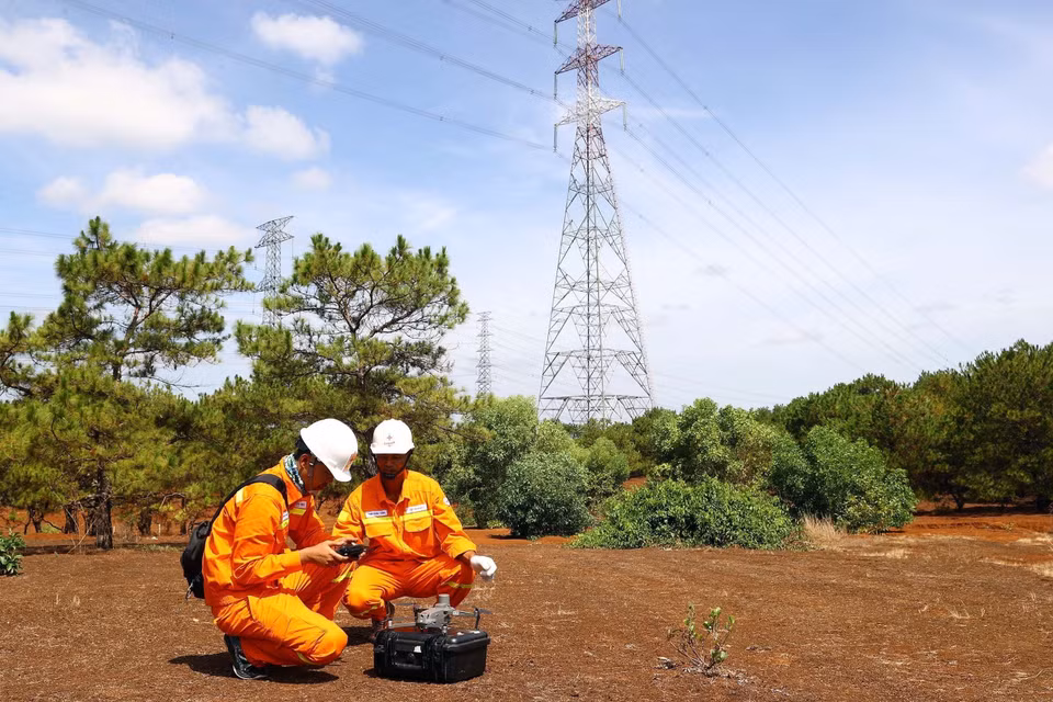 La aplicación de tecnología avanzada contribuye a gestionar el creciente volumen de la red de transmisión de energía. (Fuente: VNA)