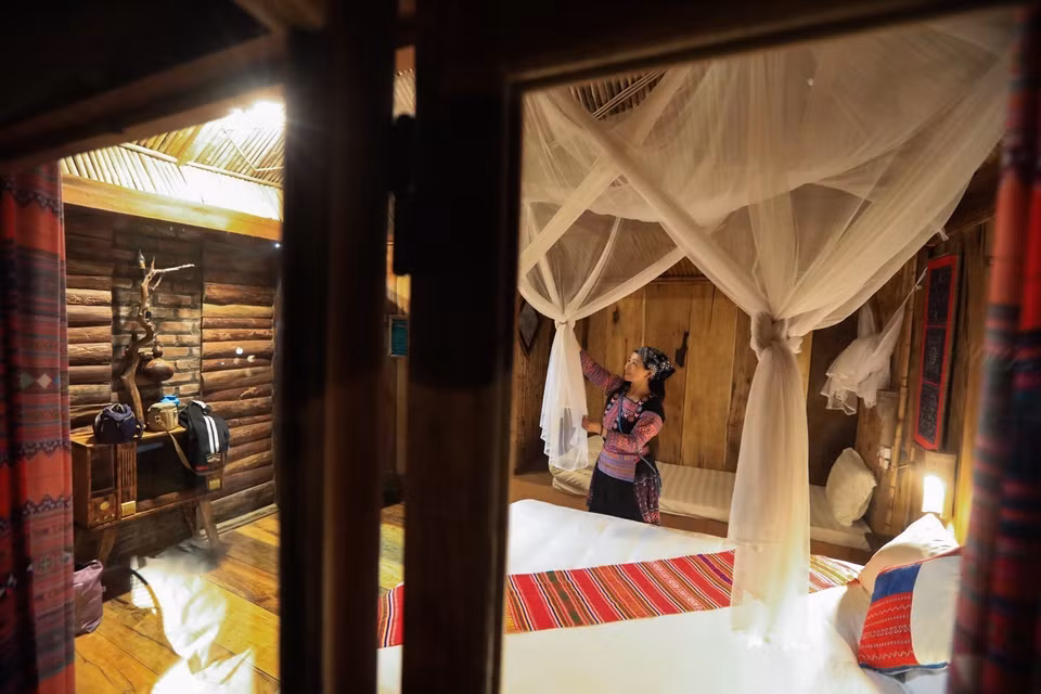 Una habitación en el homestay Y Mua, en la comuna de Hang Kia (Foto: VNA)