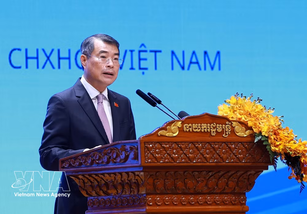vnanet_potal-thu-tuong-le-minh-hung-va-thu-tuong-hun-manet-du-dien-dan-doanh-nghiep-viet-nam-campuchia-9077509.jpg