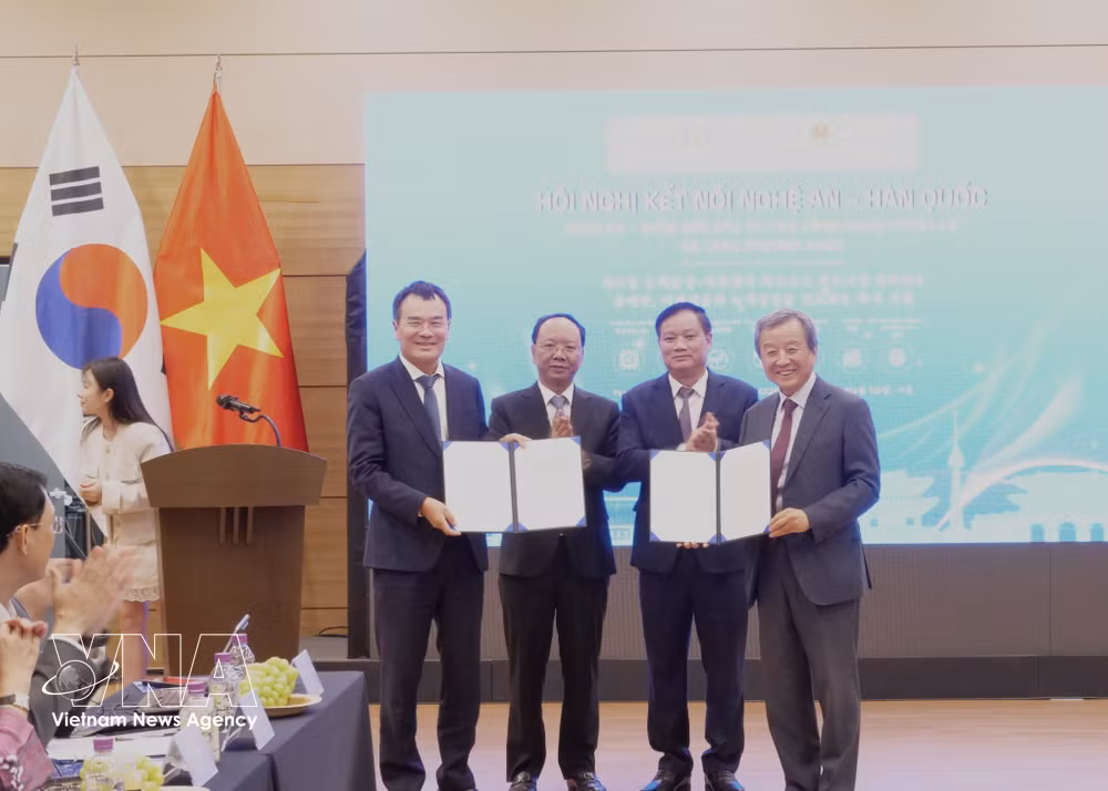 vnanet_potal-viet-nam-va-han-quoc-tang-cuong-hop-tac-ve-cong-nghe-tuong-lai-va-tang-truong-xanh-9090426.jpg