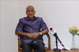 Veeramalla Anjaiah, investigador senior del Centro de Investigación del Sudeste Asiático (CSEAS), en la entrevista con corresponsales de la VNA en Yakarta (Fuente: VNA) 
