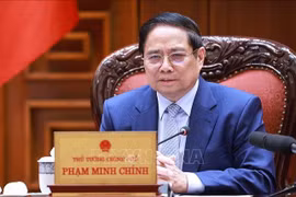 El primer ministro de Vietnam, Pham Minh Chinh, preside la reunión. (Fuente: VNA)