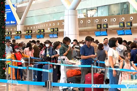 Aeropuerto internacional de Tan Son Nhat recibe número récord de pasajeros (Foto ilustrativa: Vietnamnet)