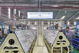 Sistema de línea de montaje de automóviles del Grupo THACO Truong Hai. (Foto: VNA)