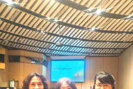 La viceministra de Salud Nguyen Thi Lien Huong (izquierda) en la conferencia (Fuente: VNA)
