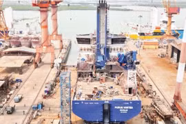 El moderno buque de servicio para energía eólica CSOV construido en el astillero de Ha Long. (Foto: nhandan.vn)