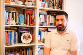 El periodista y escritor Gastón Fiorda, de Radio Nacional de Argentina. (Fuente: VNA)