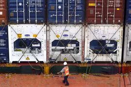Exportaciones de Tailandia crecen por octavo mes consecutivo